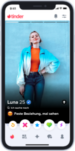 A digitális maszkok mögött: Amikor a Tinder-álom rémálommá válik